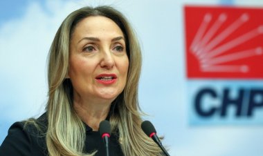 CHP LİDERİ ÖZGÜR ÖZEL’DEN CHP KADIN KOLLARIYLA BİRLİKTE 8 MART’A ÖZEL PROGRAM